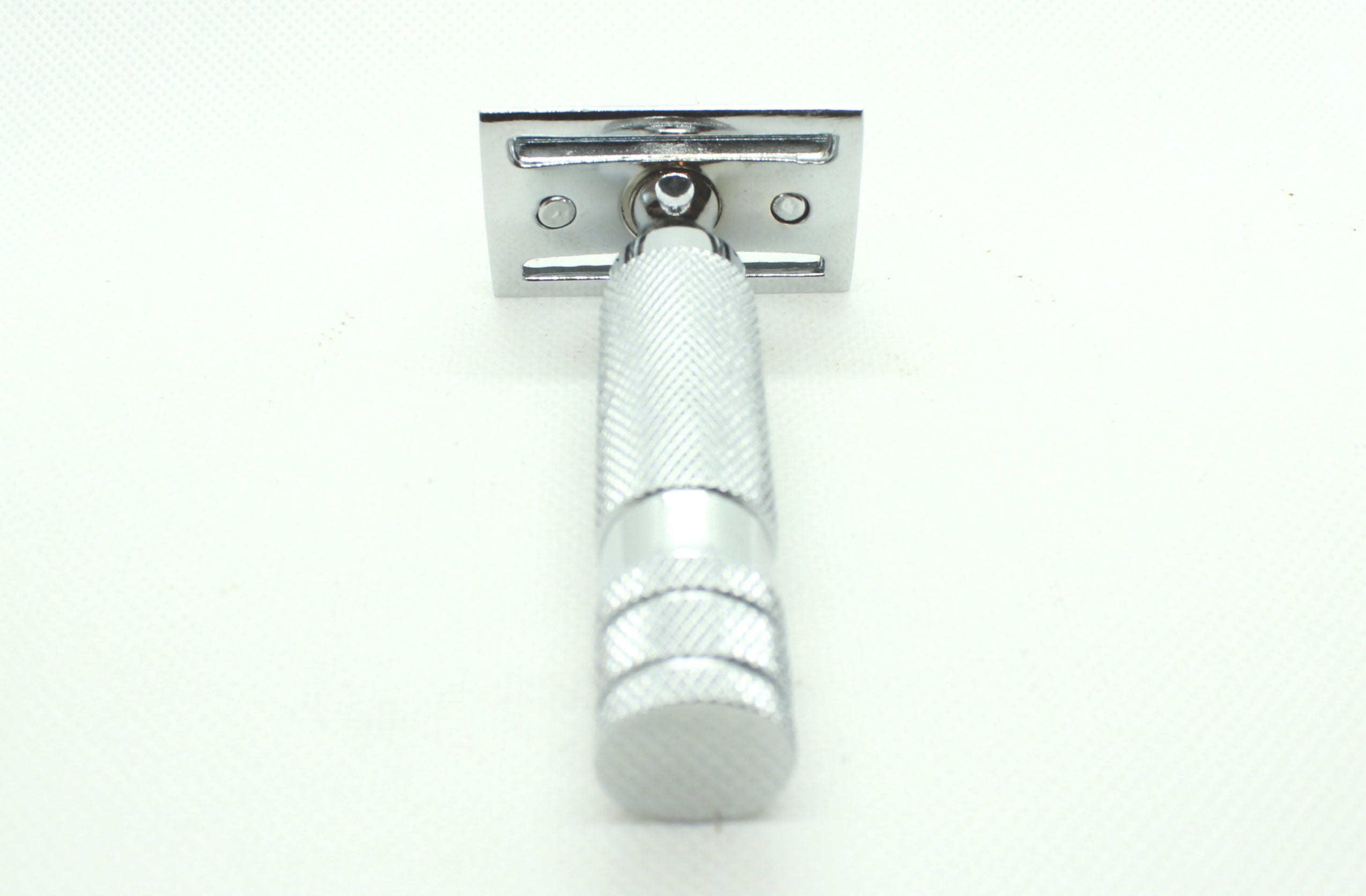 Chrome Chubby – Snarky’s Brand Safety Razor