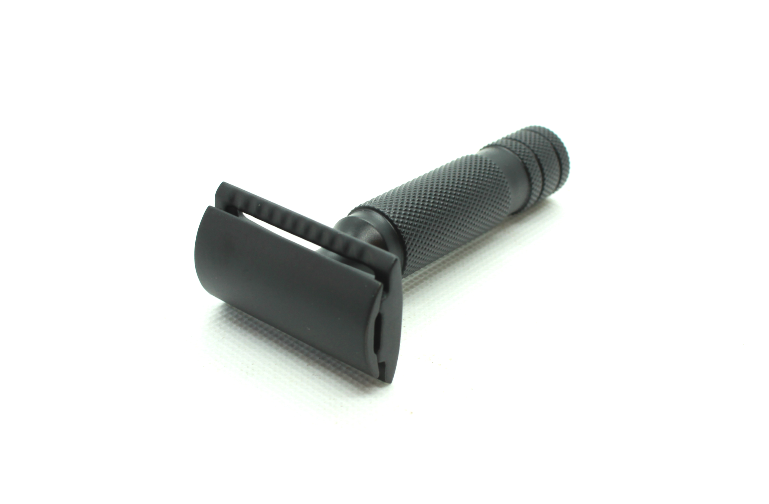 Short, Heavy Duty Safety Razor (Black) by Snarkys